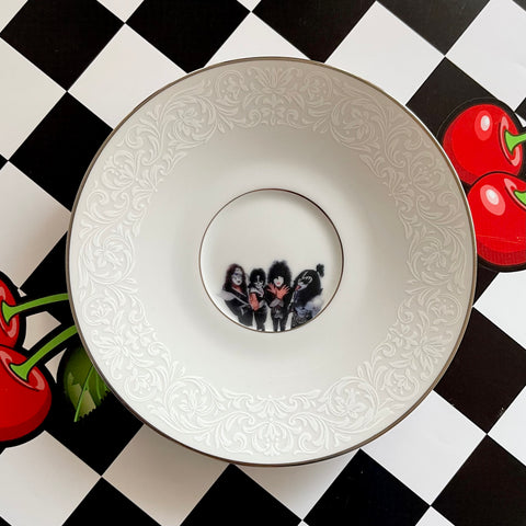Kiss Vintage Dish
