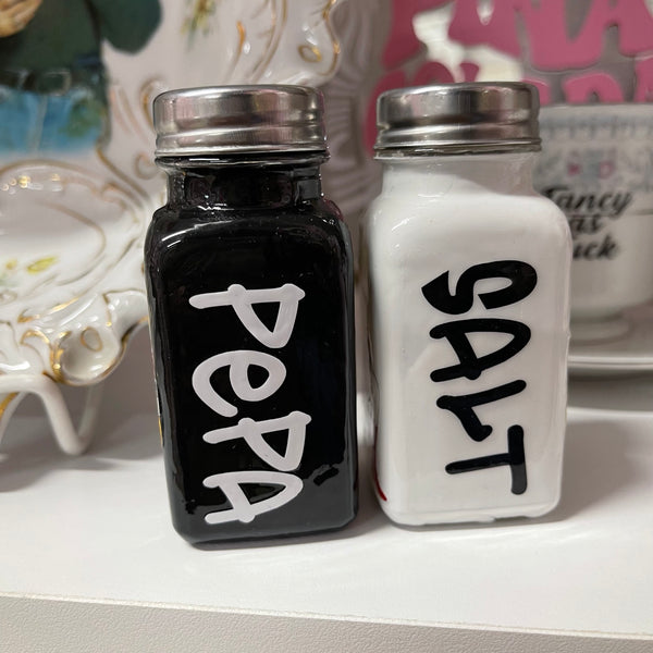 Salt And Pepa Shakers